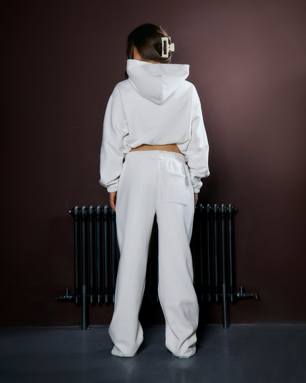 THE CORE OVERSIZED HOODIE - CREAM