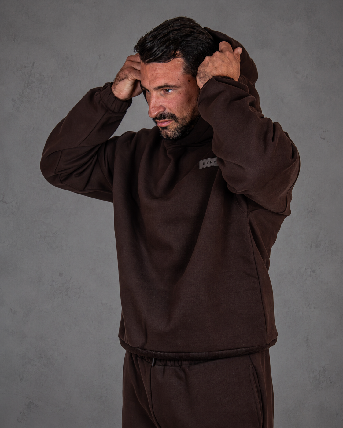 THE CORE OVERSIZED HOODIE - ESPRESSO