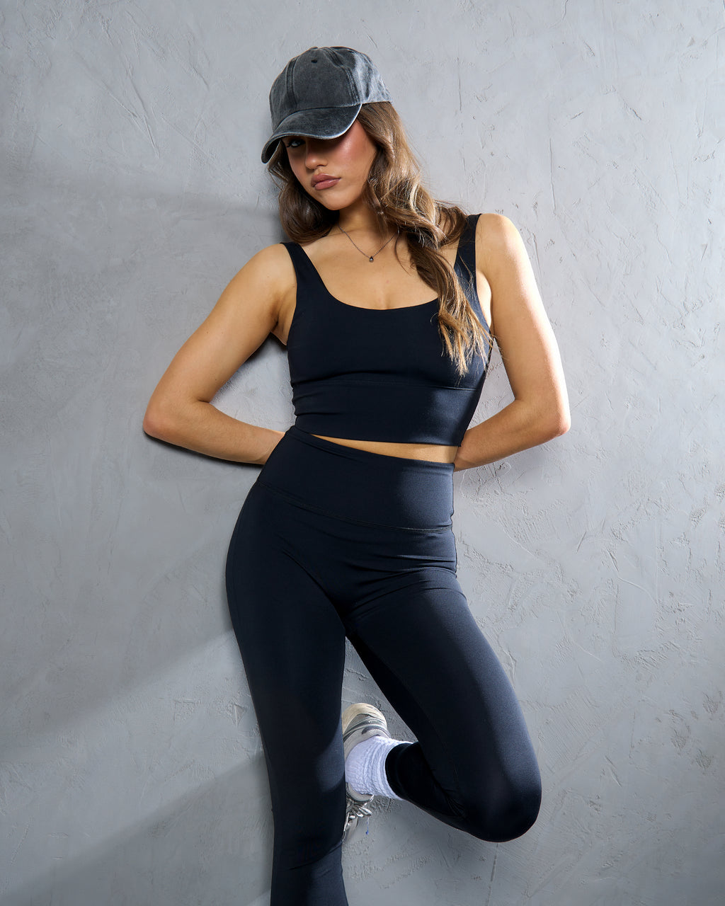 THE CONTOUR LEGGINGS - BLACK