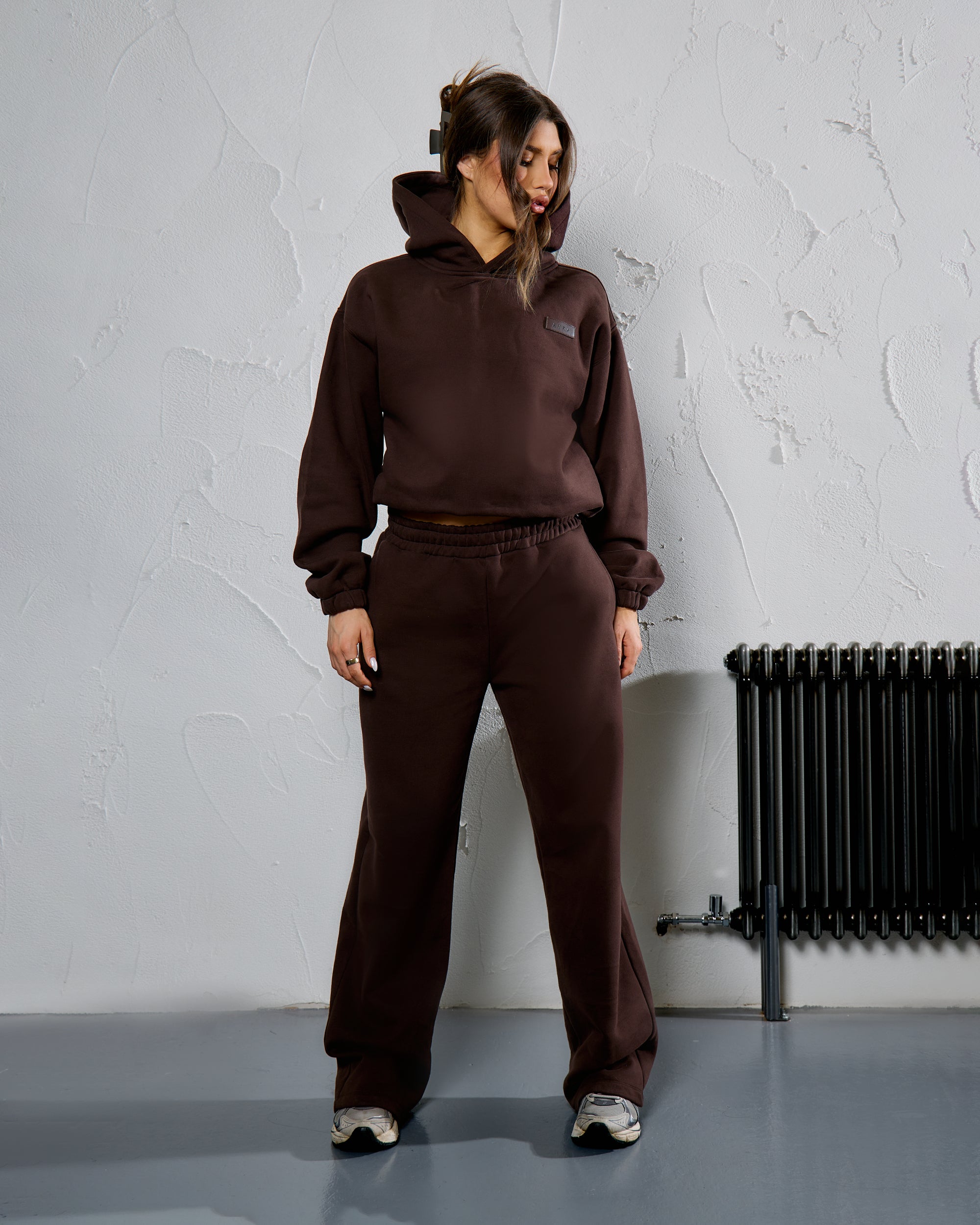 THE CORE OVERSIZED HOODIE - ESPRESSO