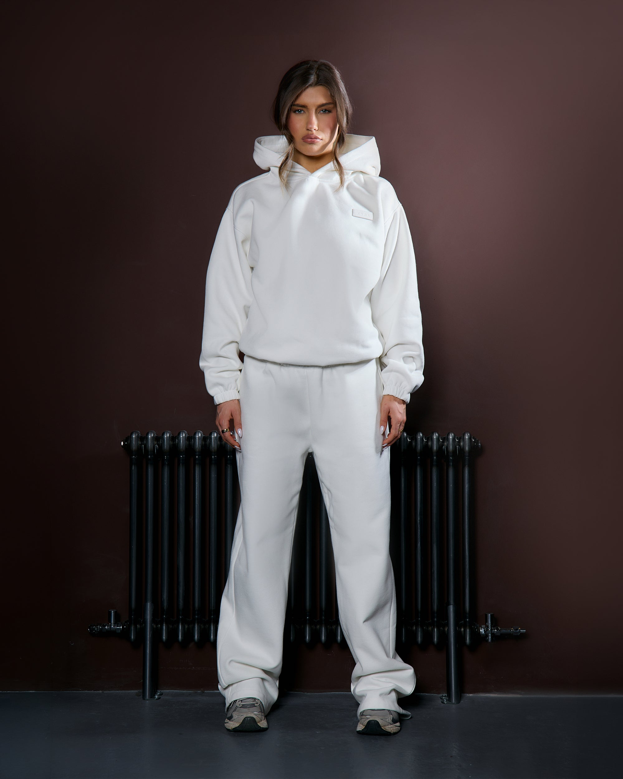 THE CORE OVERSIZED HOODIE - CREAM